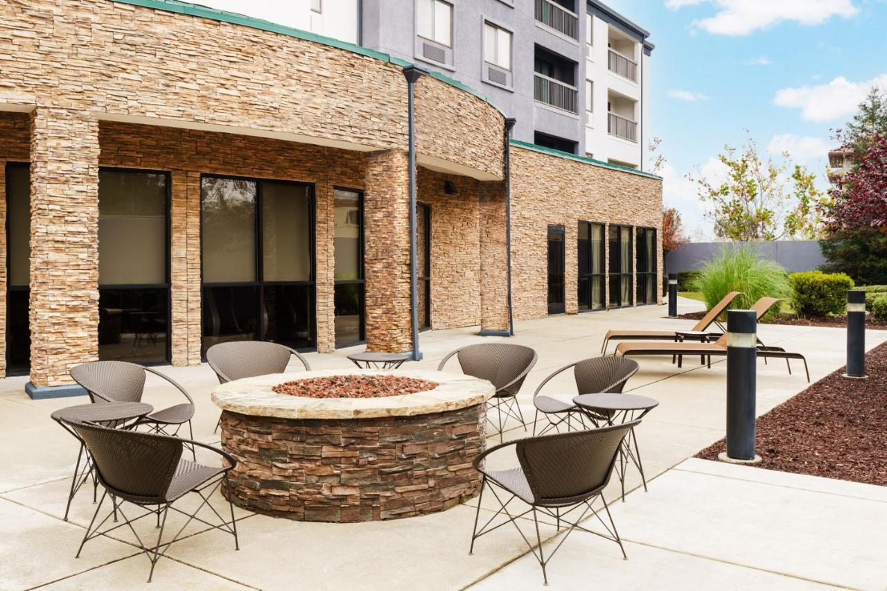 Courtyard By Marriott Sacramento Folsom Exterior foto