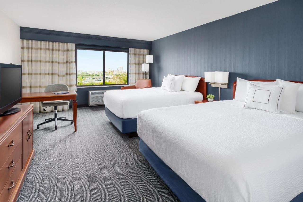Courtyard By Marriott Sacramento Folsom Exterior foto