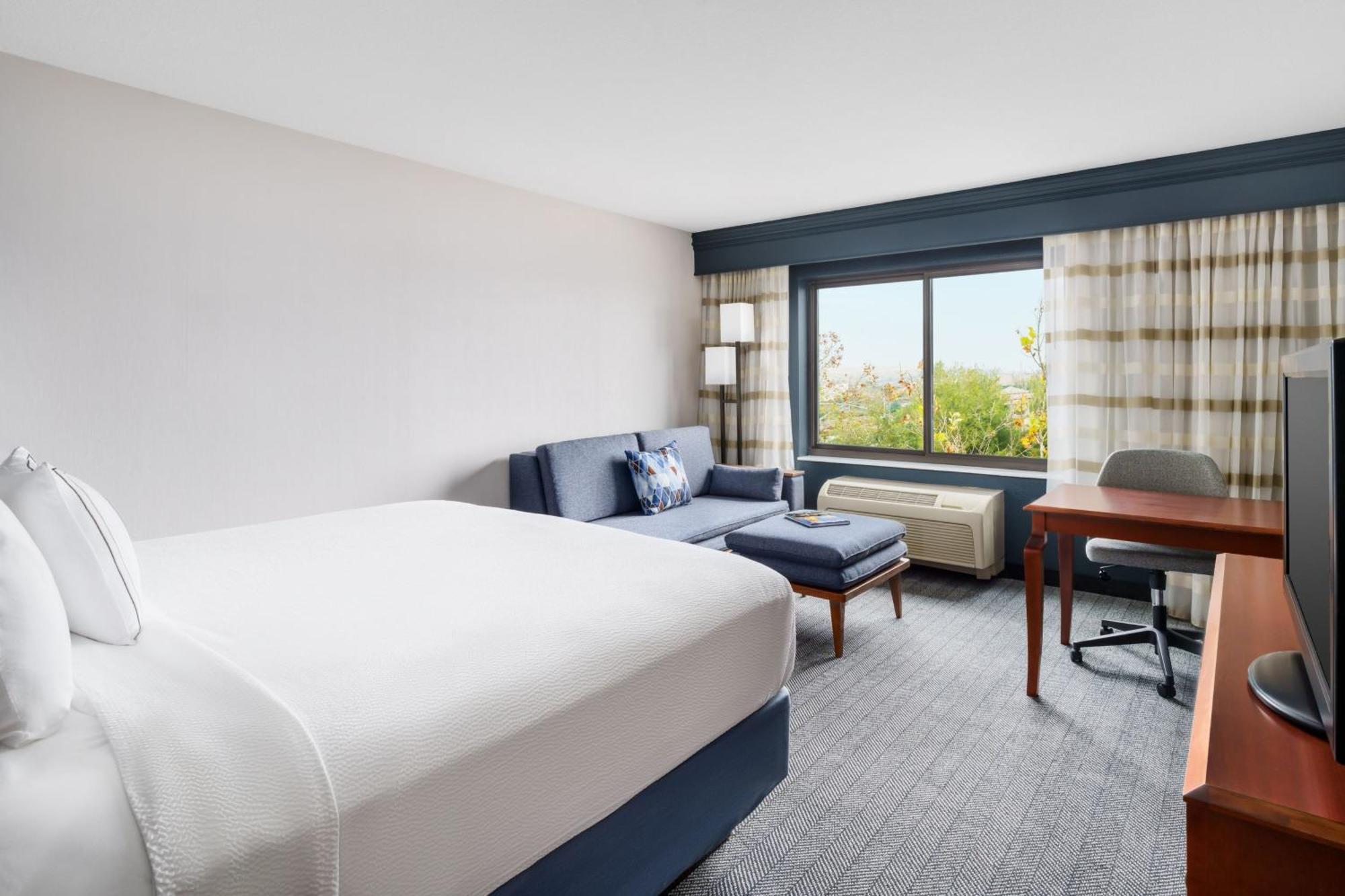 Courtyard By Marriott Sacramento Folsom Exterior foto
